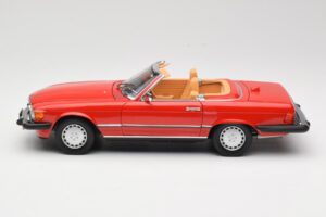 Mercedes 300 SL R107 Punainen Norev 1:18 B66040623 Metalli — kuva 4 / 8