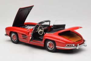 Mercedes 300 SL Roadster Punainen Minichamps 1:18 180039031 Metalli — kuva 5 / 8