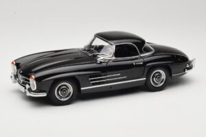 Mercedes 300 SL W198 Roadster With Hardtop Musta Minichamps 1:18 180039040 Metalli