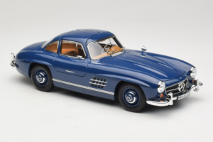 Mercedes 300 SL W198 Sininen Norev 1:18 183852 Metalli — kuva 6 / 8