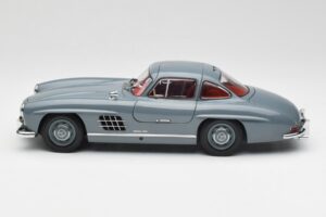 Mercedes 300 SL W198 Graphite Harmaa Minichamps 1:18 180039005 Metalli — kuva 4 / 8