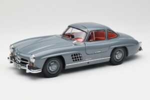 Mercedes 300 SL W198 Graphite Harmaa Minichamps 1:18 180039005 Metalli