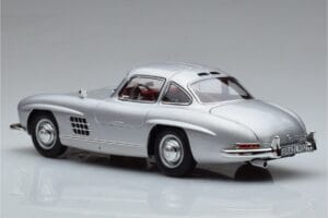 Mercedes 300 SL W198 Gullwing Norev 1:18 183850 Metalli — kuva 7 / 8