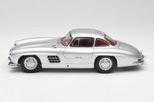 Mercedes 300 SL W198 Gullwing Hopea Minichamps 1:18 180039000 Metalli — kuva 4 / 8