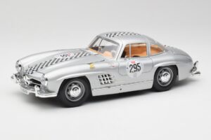 Mercedes 300 SL W198 #295 1954 Bburago 1:18 32813 Metalli