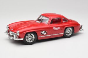 Mercedes 300 SL W198 Red Metallic Bburago 1:18 3013-M1 Metalli