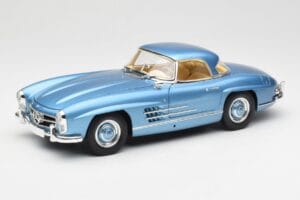 Mercedes 300 SL W198 Roadster Hardtop Light Blue Metallic Minichamps 1:18 180039042 Metalli — kuva 3 / 9