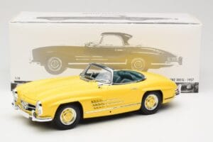 Mercedes 300 SL W198 Roadster Hardtop Signal Yellow Minichamps 1:18 180039044 Metalli — kuva 9 / 9