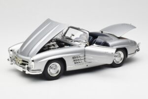 Mercedes 300 SL W198 Roadster Silver Metallic Minichamps 1:18 180039030 Metalli — kuva 2 / 8