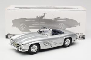 Mercedes 300 SL W198 Roadster Silver Metallic Minichamps 1:18 180039030 Metalli — kuva 8 / 8