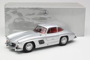 Mercedes 300 SL W198 Gullwing Hopea Metallic Minichamps 1:18 B66040379 Metalli — kuva 8 / 8