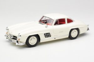 Mercedes 300 SL W198 Valkoinen Minichamps 1:18 180039006 Metalli