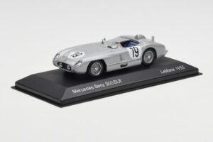 Mercedes 300 SLR #19 J.M. Fangio / S. Moss 24 Hours of Le Mans 1955 Minichamps 1:43 B66040253 Metalli — kuva 2 / 4