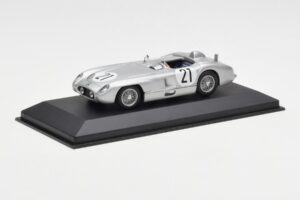 Mercedes 300 SLR #21 K. Kling / A. Simon 24 Hours of Le Mans 1955 Minichamps 1:43 432553021 Metalli — kuva 2 / 4