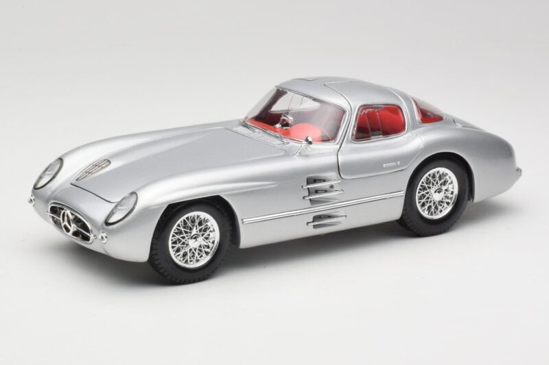 Mercedes 300 SLR Uhlenhaut Coupe Hopea Maisto 1:18 36898 Metalli