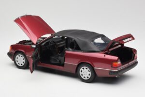 Mercedes 300CE-24 A124 Cabriolet Almandine Punainen Metallic Norev 1:18 B66040616 Metalli — kuva 5 / 8