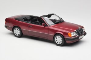 Mercedes 300CE-24 A124 Cabriolet Almandine Punainen Metallic Norev 1:18 B66040616 Metalli — kuva 6 / 8