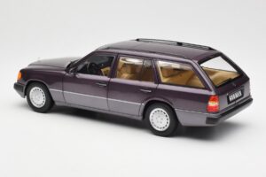 Mercedes 300D S124 T-Model Bornit Jälleenmyyjäpainos Norev 1:18 B66040701 Metalli — kuva 7 / 8