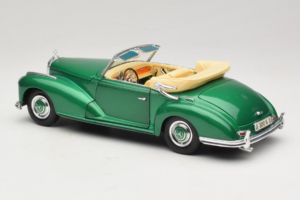 Mercedes 300S Cabriolet Green Metallic Maisto 1:18 52116 Metalli — kuva 6 / 7