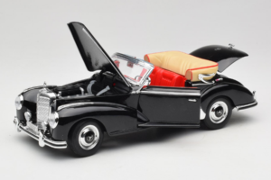 Mercedes 300S W188 Roadster Musta Welly 1:18 801-3271398 Metalli — kuva 2 / 8