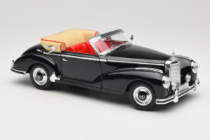 Mercedes 300S W188 Roadster Musta Welly 1:18 801-3271398 Metalli — kuva 6 / 8