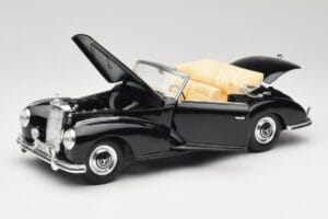 Mercedes 300SC W188 Obsidian Musta Maisto 1:18 806B Metalli — kuva 2 / 8