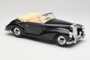 Mercedes 300SC W188 Obsidian Musta Maisto 1:18 806B Metalli — kuva 6 / 8