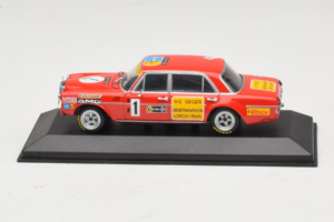 Mercedes 300 SEL 6.8 AMG #35 H. Heyer / C. Schickentanz 24 Hours of Spa 1971 Minichamps 1:43 MB007 Metalli