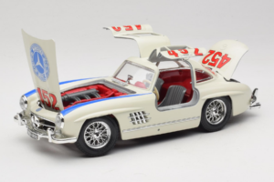 Mercedes 300SL #452 Mille Miglia 1955 Valkoinen Bburago 1:18 3015-M2 Metalli — kuva 2 / 8