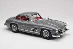 Mercedes 300SL W198 Gullwing Graphite Grey Norev 1:12 123852 Metalli — kuva 4 / 6
