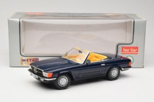 Mercedes 350 SL R107 Tummansinen Sun Star 1:18 MB003 Metalli — kuva 8 / 8