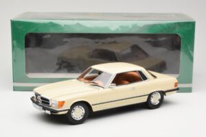 Mercedes 350 SLC C107 Valkoinen Cult Models 1:18 CML049-1 Metalli — kuva 6 / 6