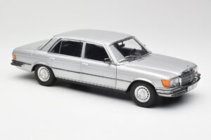 Mercedes 450 SEL 6.9 W116 Hopea Revell 1:18 8955 Metalli — kuva 6 / 8