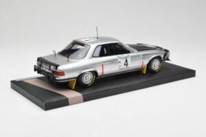 Mercedes 450 SLC 5.0 C107 #4 B. Waldegard / H. Thorszelius Rally Bandama 1979 Minichamps 1:18 107793204 Hartsi — kuva 2 / 6