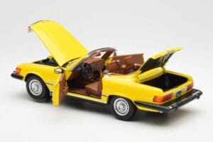 Mercedes 450SL R107 Keltainen US Version Norev 1:18 183727 Metalli — kuva 6 / 9
