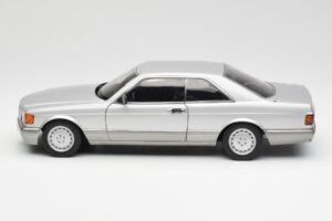 Mercedes 500 SEC C126 Hopea AUTOart 1:18 76212 Metalli — kuva 4 / 8
