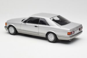 Mercedes 500 SEC C126 Hopea AUTOart 1:18 76212 Metalli — kuva 7 / 8