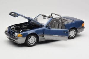 Mercedes SL 500 R129 Nautic Blue Metallic Revell 1:18 8081 Metalli — kuva 2 / 8