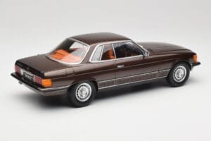 Mercedes 500 SLC C107 Beige Metallic KK-Scale 1:18 KKDC180851 Metalli — kuva 2 / 6