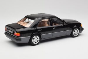 Mercedes 500E W124 Musta Rajoitettu Erä Norev 1:18 183949 Metalli — kuva 3 / 12