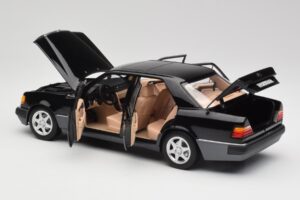 Mercedes 500E W124 Musta Rajoitettu Erä Norev 1:18 183949 Metalli — kuva 5 / 12