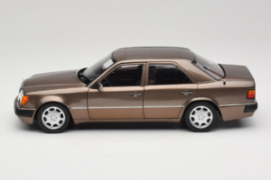 Mercedes 500E W124 Impala Metallic Norev 1:18 183954 Metalli — kuva 4 / 8