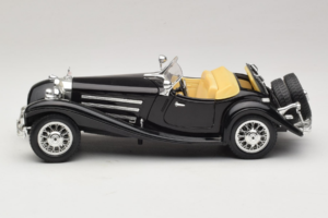 Mercedes 500K Roadster Musta Bburago 1:18 3020-P2 Metalli — kuva 4 / 8