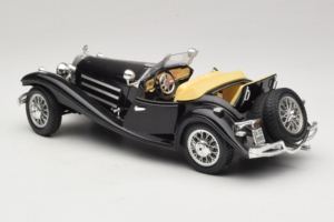 Mercedes 500K Roadster Musta Bburago 1:18 3020-P2 Metalli — kuva 5 / 8