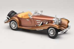 Mercedes 500K Roadster Kupari Metallic Bburago 1:18 3020-P1 Metalli — kuva 6 / 8