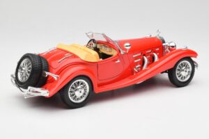 Mercedes 500K Roadster Punainen Bburago 1:18 3020 Metalli — kuva 3 / 8