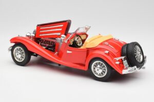 Mercedes 500K Roadster Punainen Bburago 1:18 3020 Metalli — kuva 5 / 8
