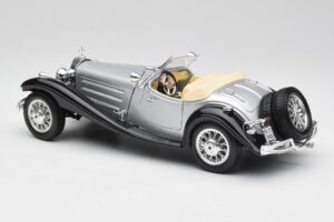 Mercedes 500K Roadster Hopea Bburago 1:18 3020-M1 Metalli — kuva 7 / 8
