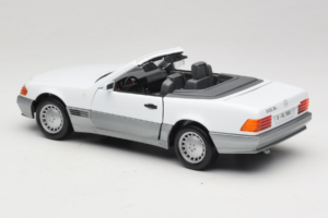 Mercedes 500 SL R129 Valkoinen Roadtough 1:18 92048 Metalli — kuva 7 / 8
