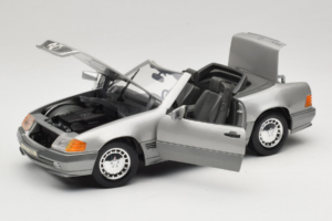 Mercedes 500SL R129 Hopea Tchibo 1:18 TC001 Metalli — kuva 2 / 8